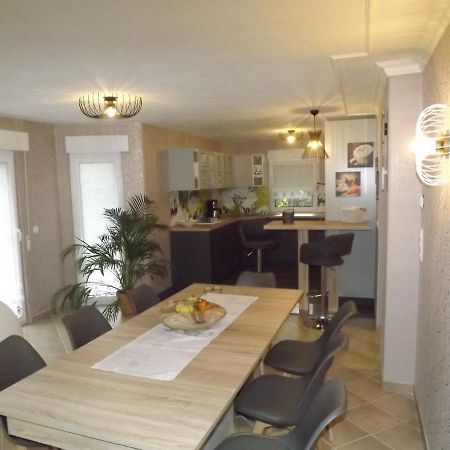 Grosszuegige Ferienwohnung Am Waldesrand Im Seenland Lauta Εξωτερικό φωτογραφία