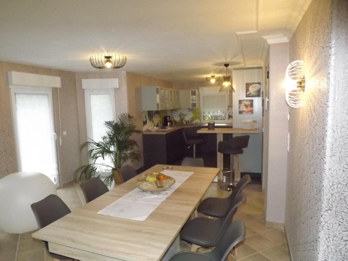 Grosszuegige Ferienwohnung Am Waldesrand Im Seenland Lauta Εξωτερικό φωτογραφία