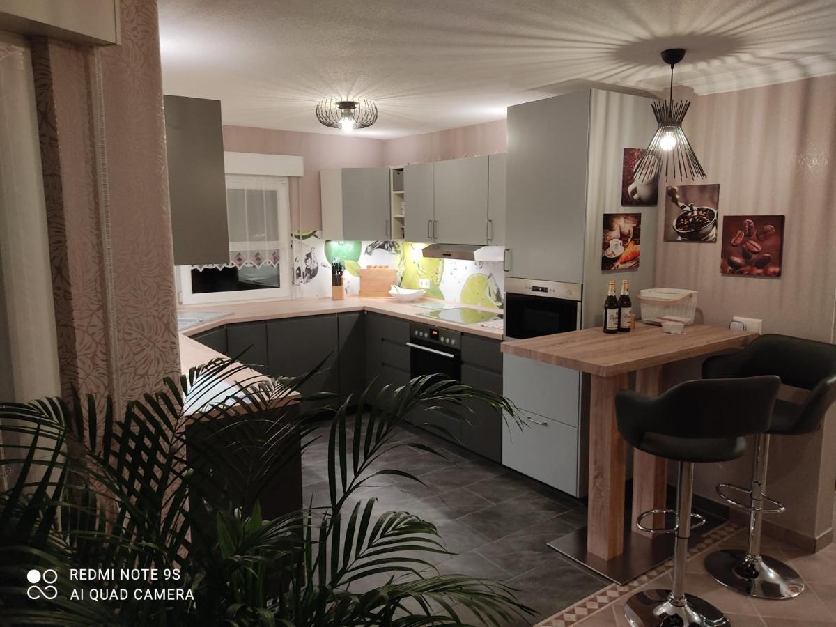 Grosszuegige Ferienwohnung Am Waldesrand Im Seenland Lauta Εξωτερικό φωτογραφία
